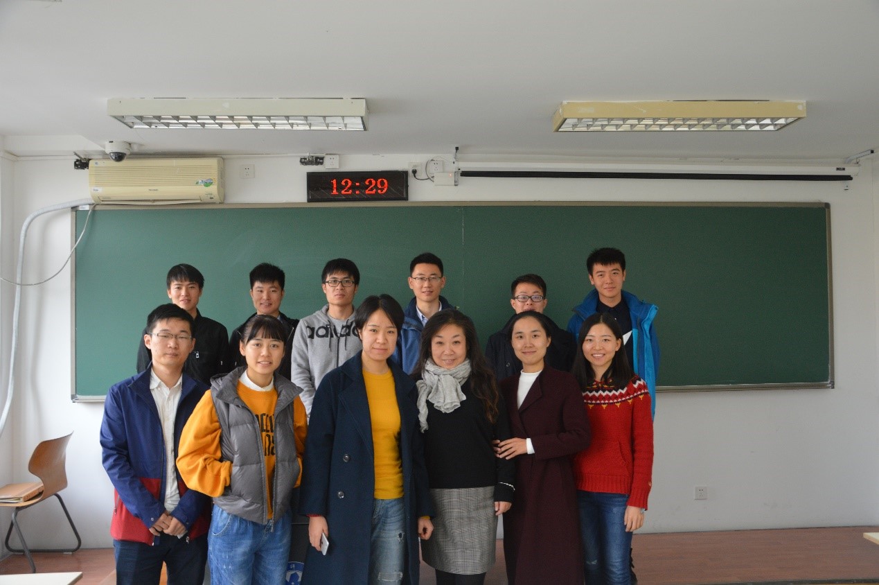 201711高年级学术交流会9