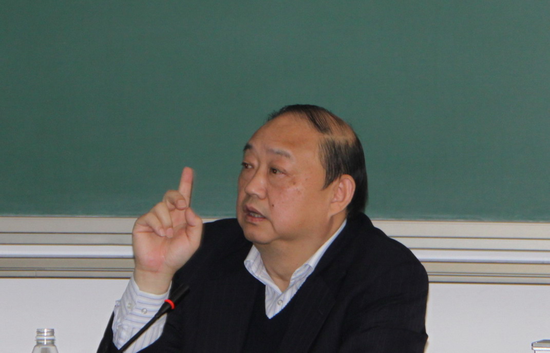 复制 1933561122